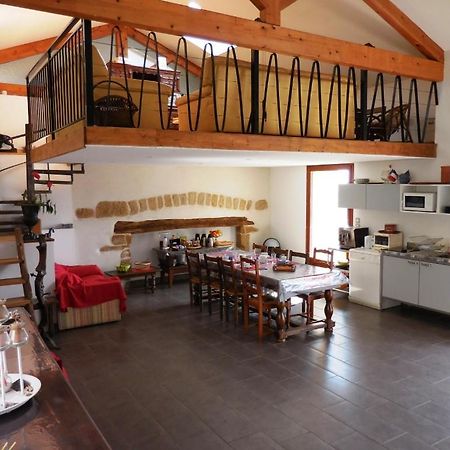 Maison D'Hotes Des 2 Chenes Bessenay Kültér fotó