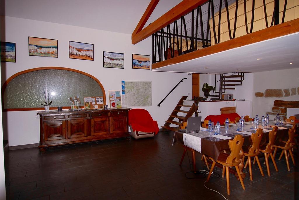 Maison D'Hotes Des 2 Chenes Bessenay Kültér fotó