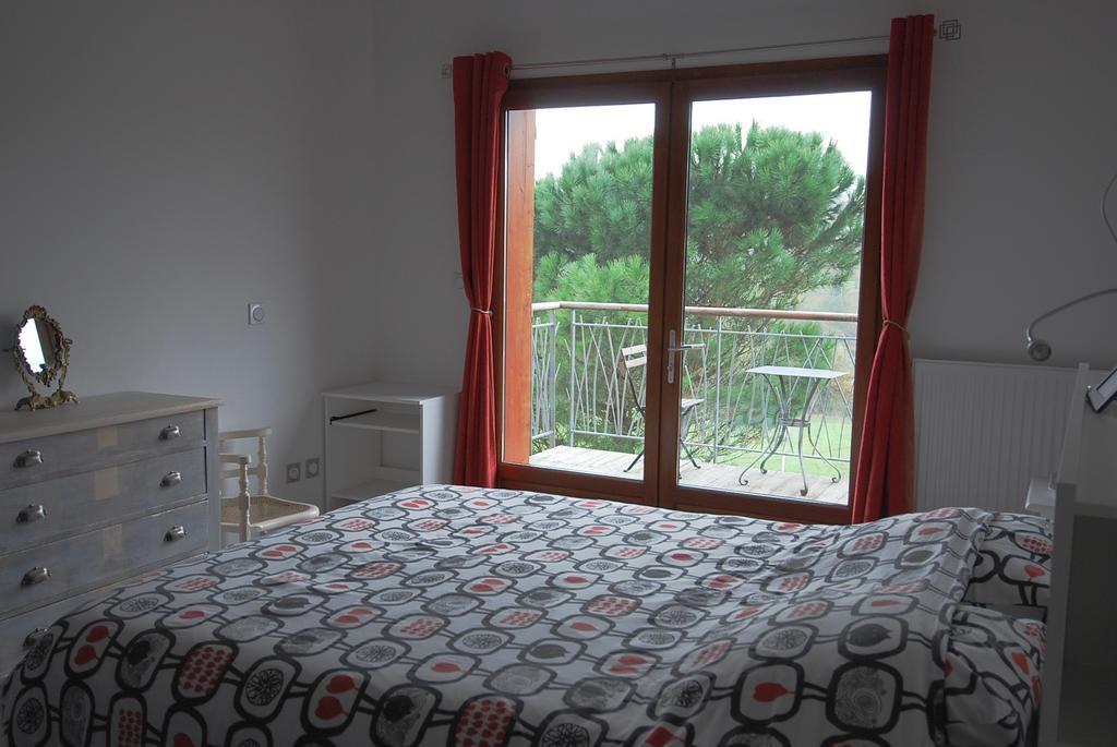 Maison D'Hotes Des 2 Chenes Bessenay Kültér fotó