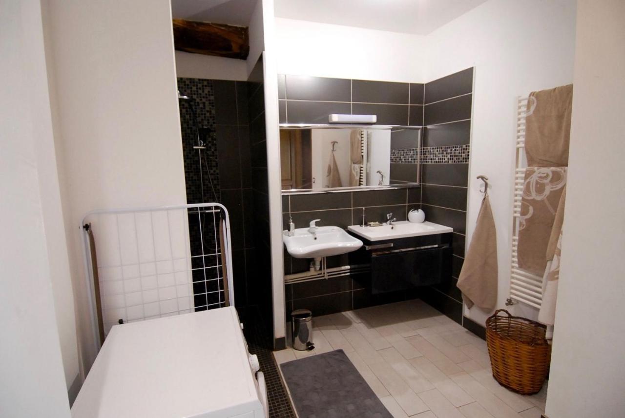 Maison D'Hotes Des 2 Chenes Bessenay Kültér fotó